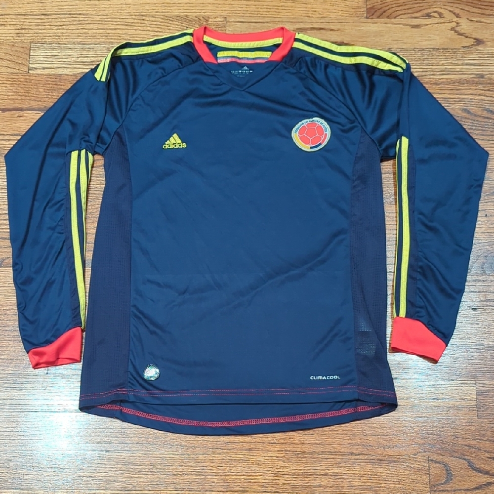 Adidas Colombia Men's Navy Soccer Jersey with Red and Yellow Accents